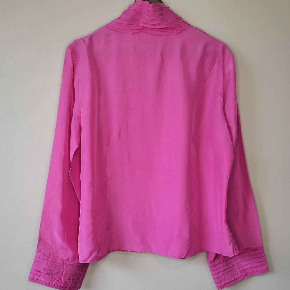 J Jill Sz PL Pink 100% Silk Pintucked Pleated Ruffles Blouse Top V Neck - Picture 8 of 12
